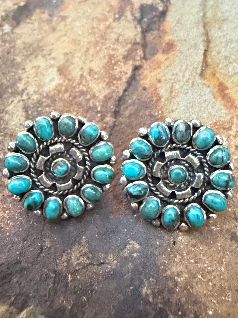 Beautiful Handcrafted Kingman Turquoise Floral Cluster 925 SS Earrings